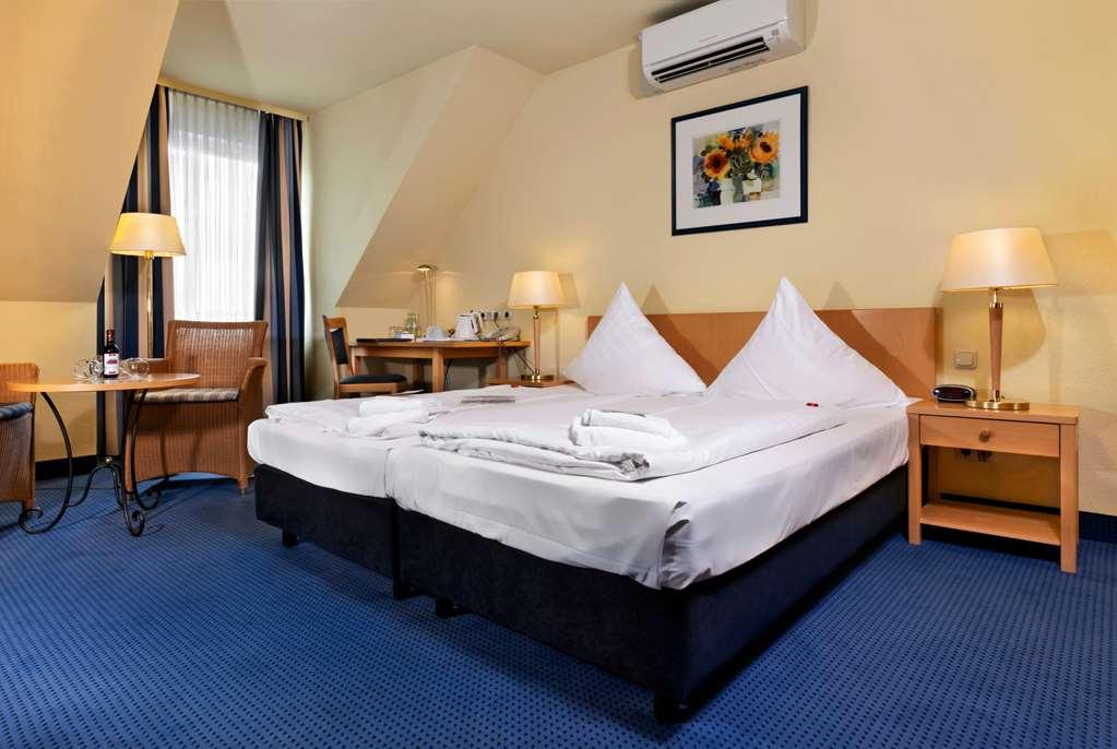 Hotel Tryp By Wyndham Luebeck Aquamarin Chambre photo
